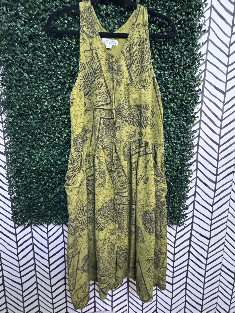 Women's green Graphic Print Sleeveless Midi Dress